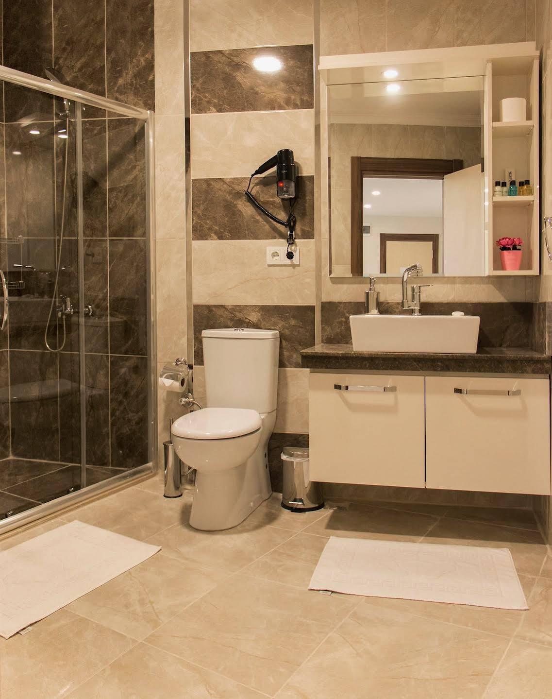 טקירדג Goldhan Hotel מראה חיצוני תמונה