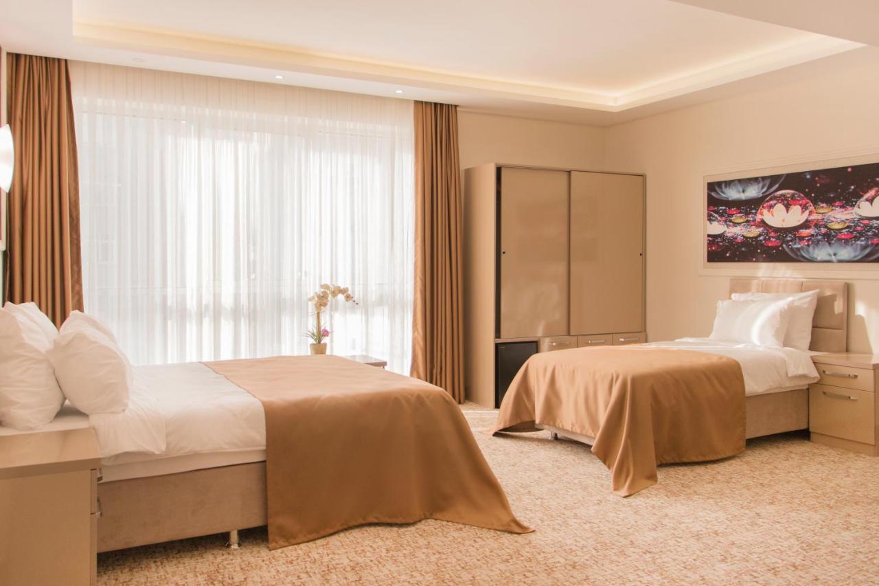 טקירדג Goldhan Hotel מראה חיצוני תמונה