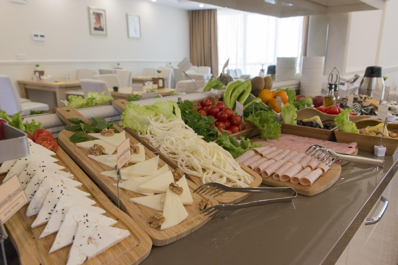 טקירדג Goldhan Hotel מראה חיצוני תמונה
