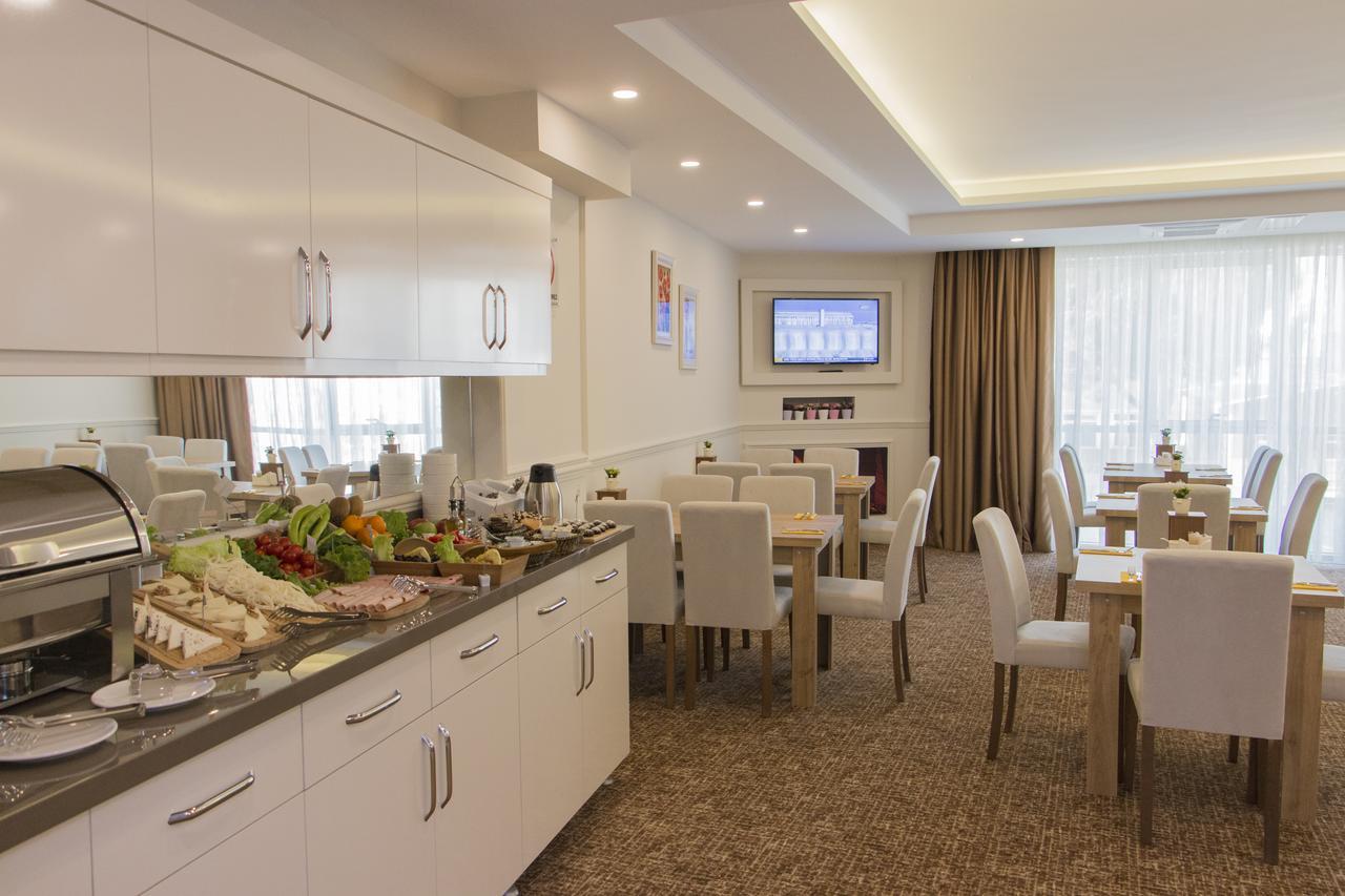 טקירדג Goldhan Hotel מראה חיצוני תמונה